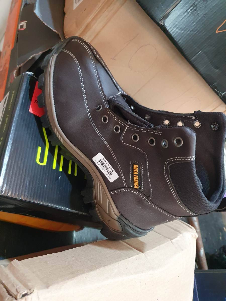 Bota masculina de segurança