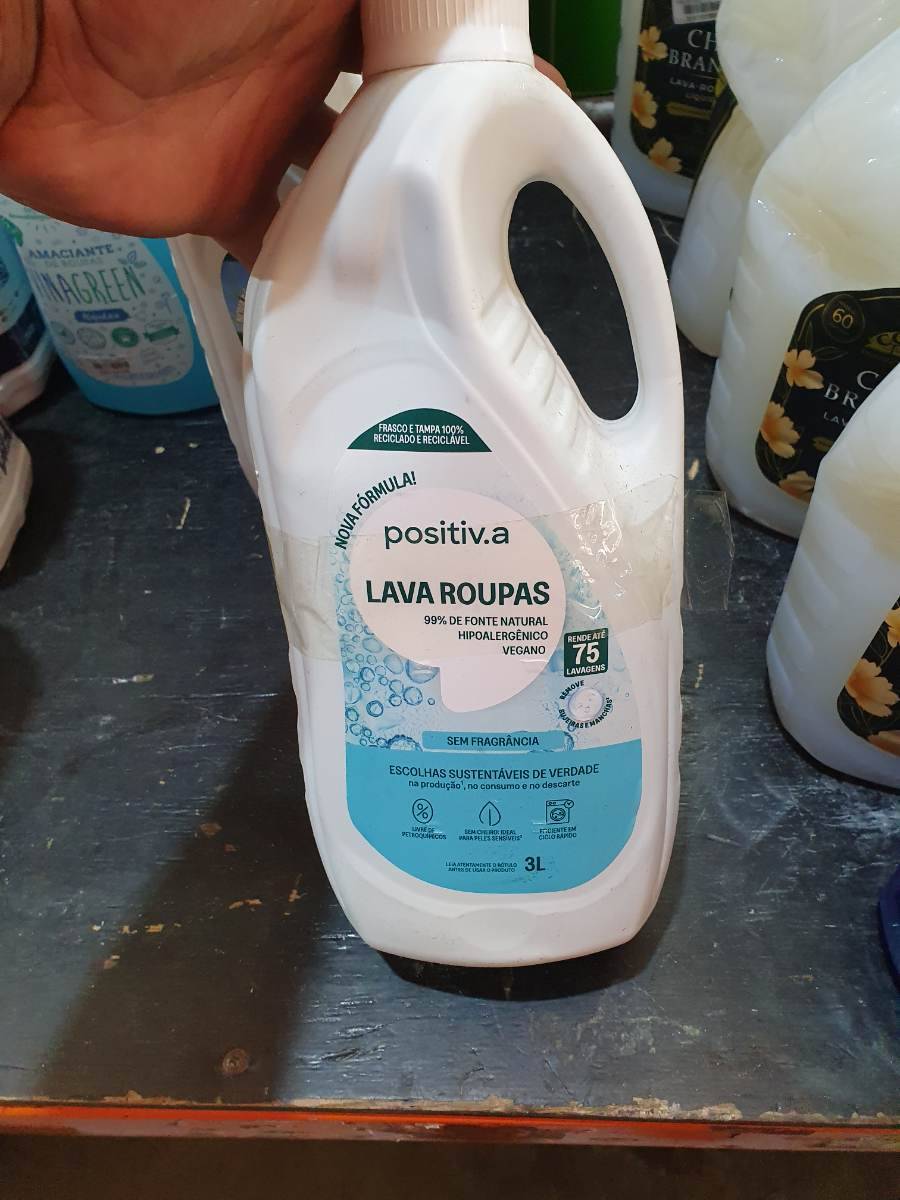 Detergente Lava Roupas Positiv.a