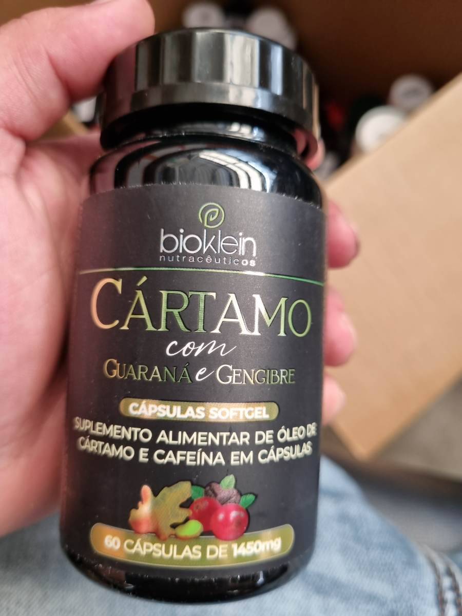 Suplemento alimentar de óleo de cártamo com guaraná e gengibre em cápsulas softgel