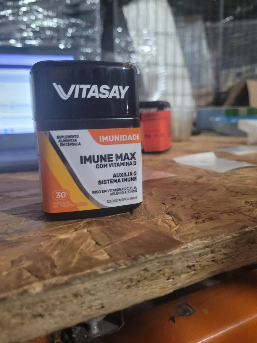 Suplemento alimentar em cápsula Imune Max com Vitamina D