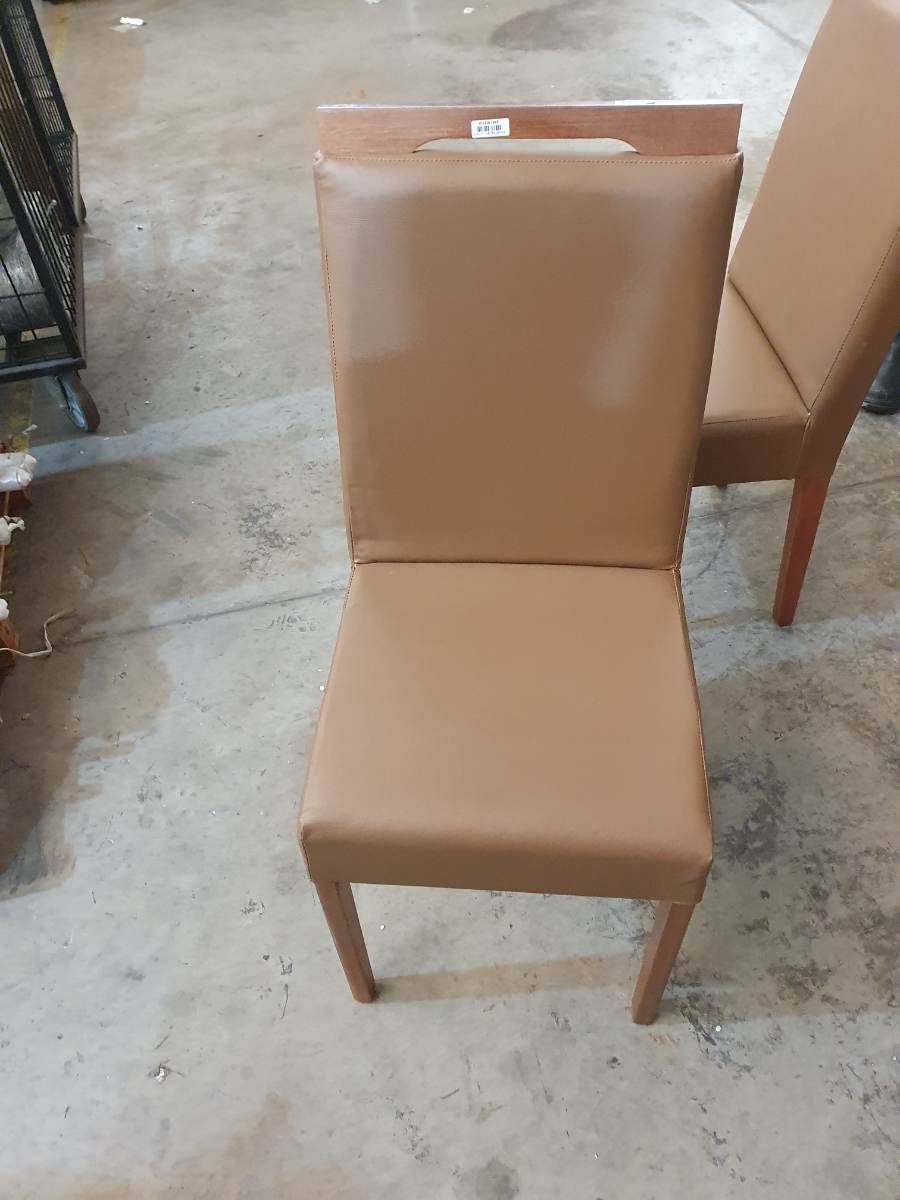 Cadeira estofada