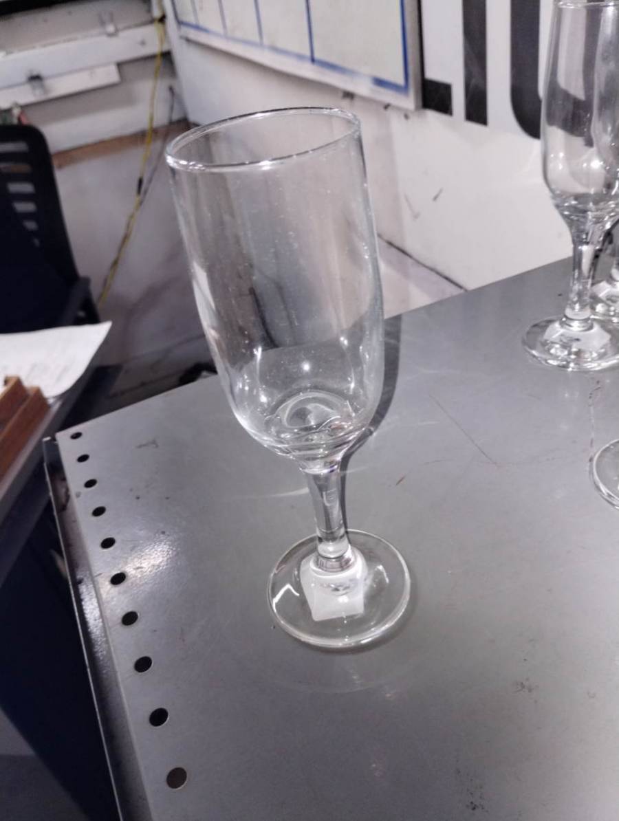 Taça de vidro para champanhe