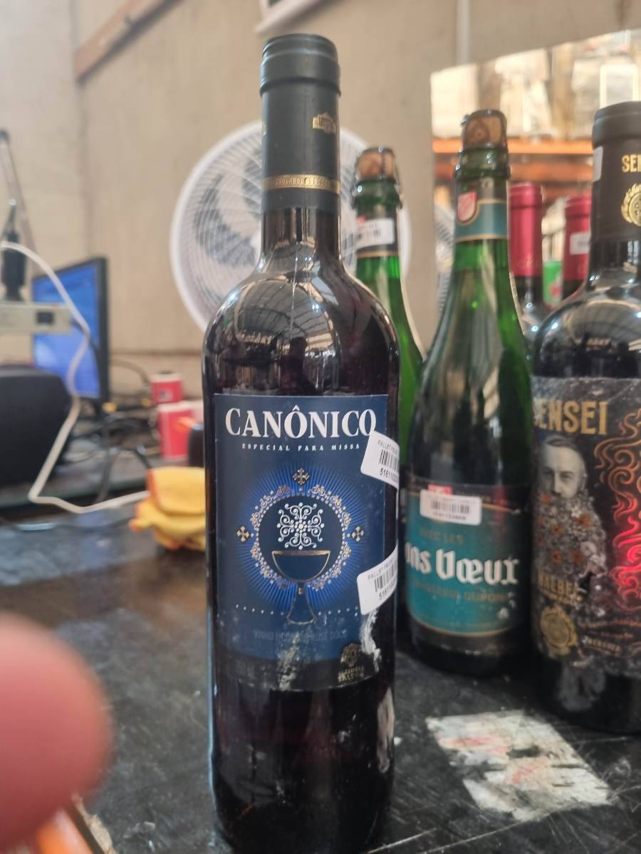 Vinho tinto Canônico especial para missa