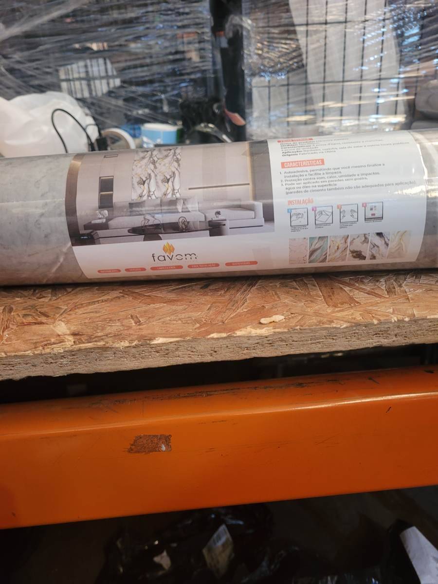 Papel de parede autoadesivo com estampa marmorizada