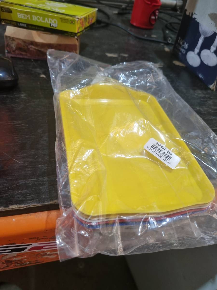 Bandeja plástica