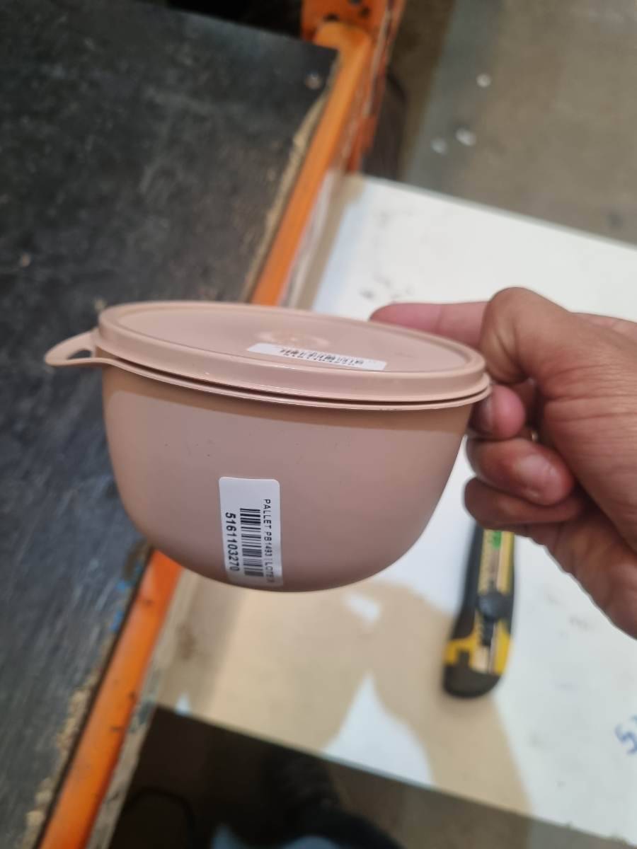 Pote plástico com tampa
