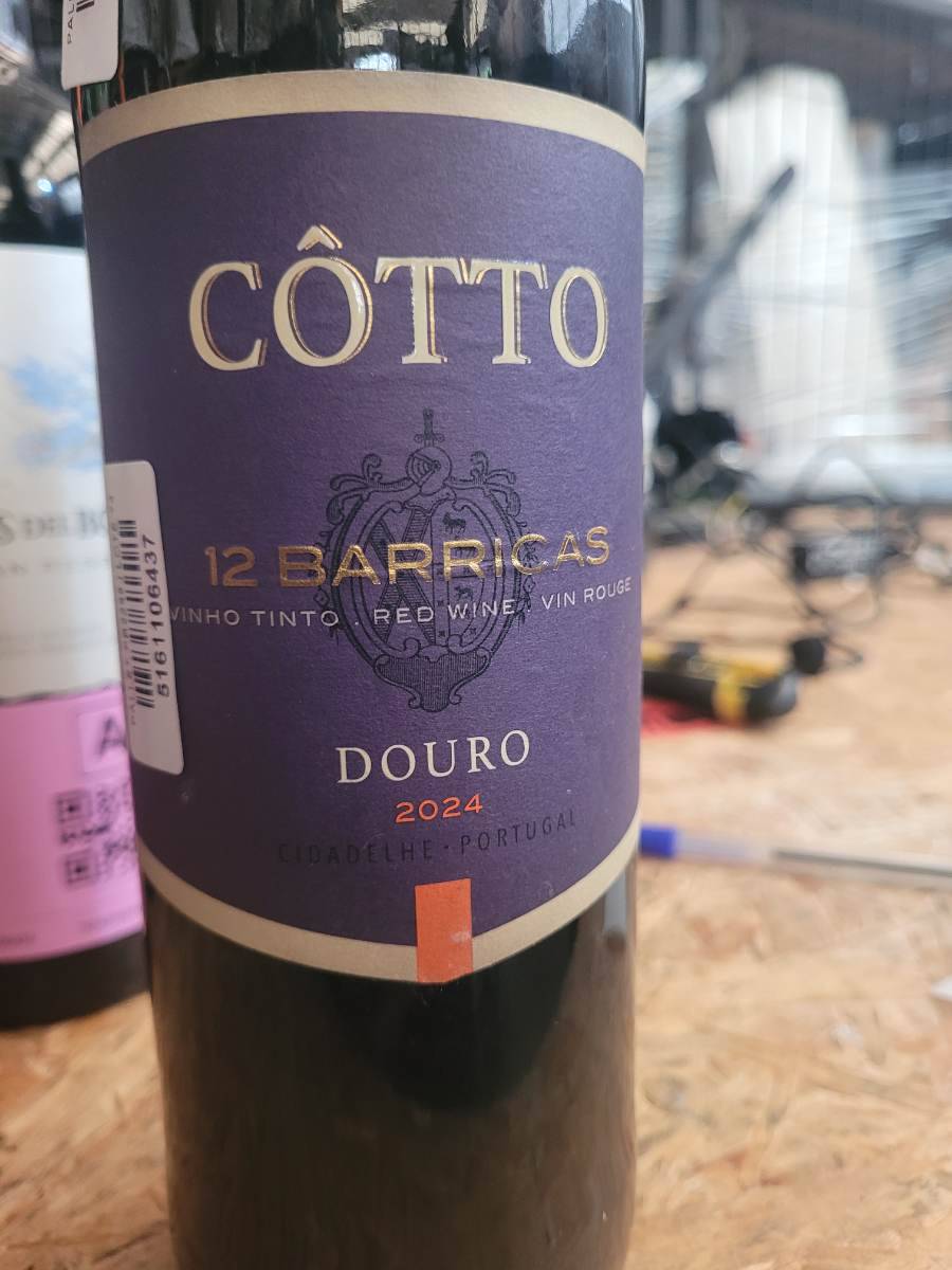 Vinho Tinto Côtto 12 Barricas Douro 2024