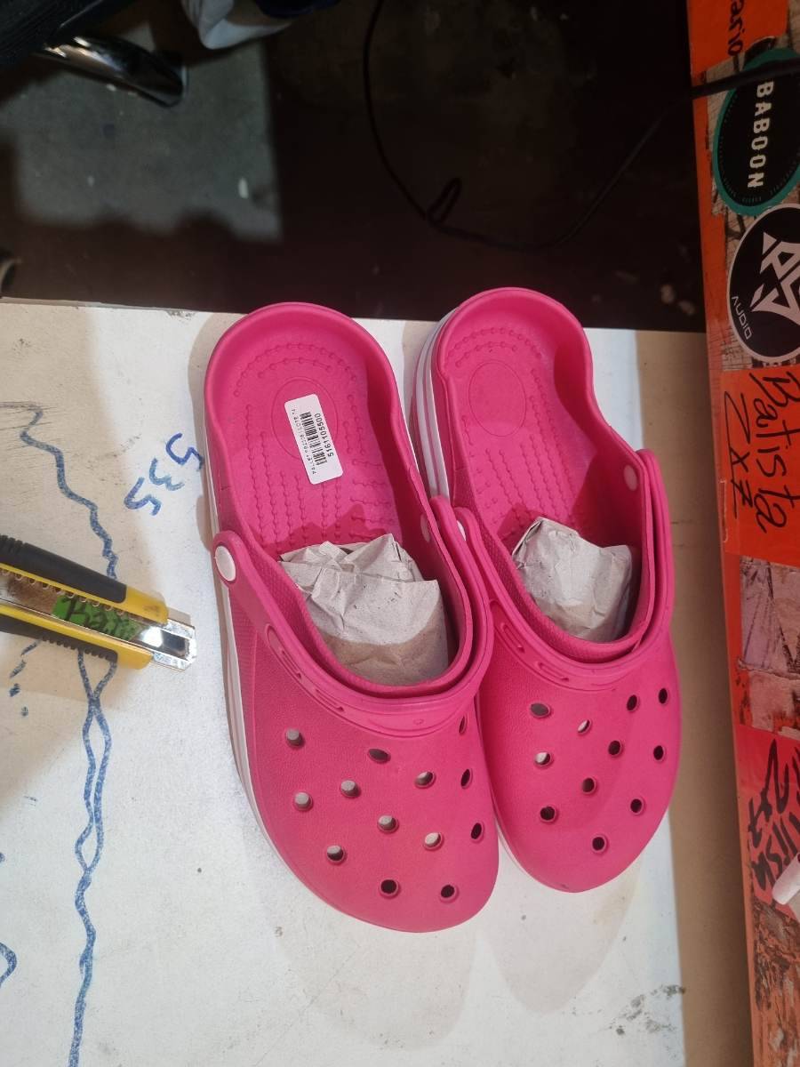 Chinelo tipo Crocs rosa