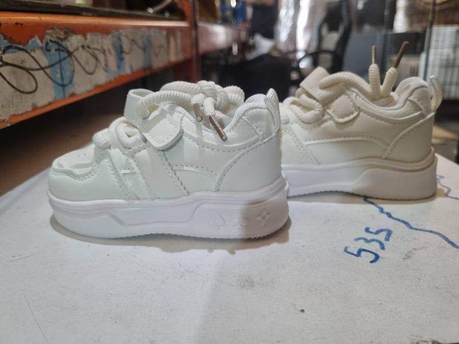 Tênis infantil branco