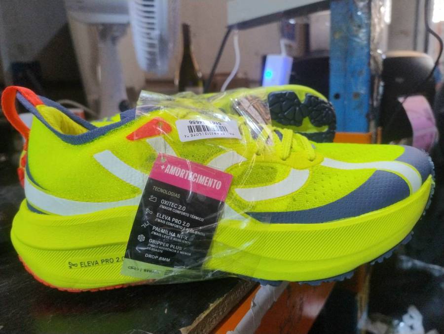 Tênis esportivo masculino com amortecimento
