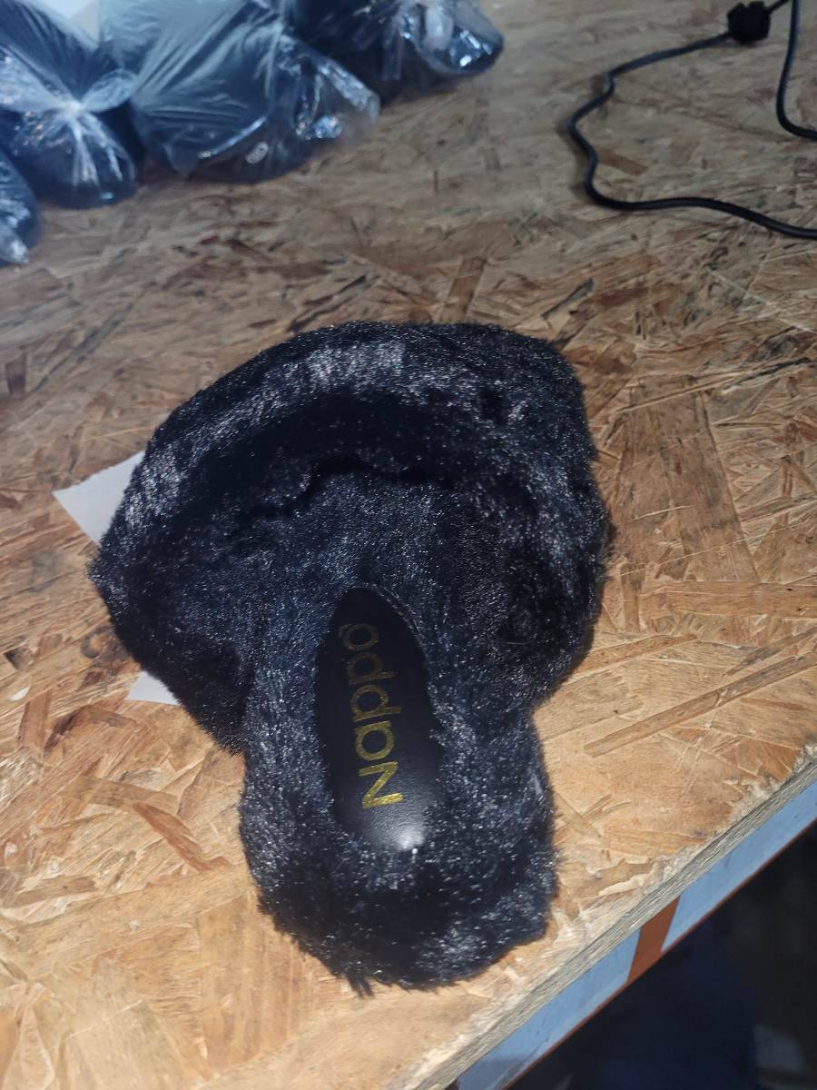 Pantufa feminina pelúcia